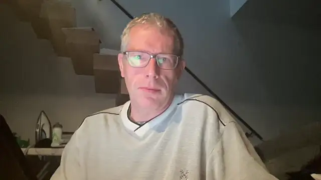 choupipat1 online show from 10.29.25