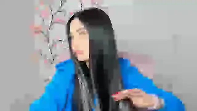 Lune Moon online show from 04.20.26