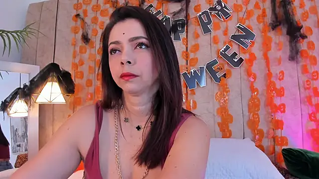 Anantaa  online show from 10.25.25