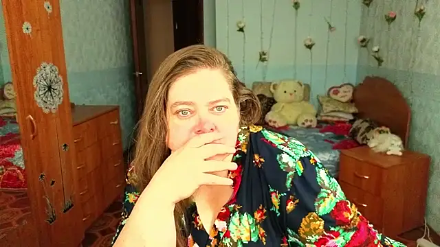 Audrey Aura online show from 11.05.25