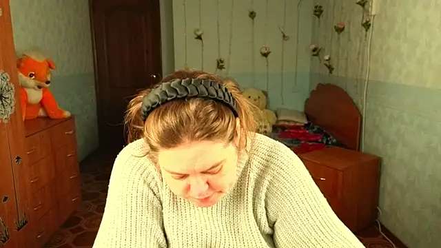 Audrey Aura online show from 11.17.25