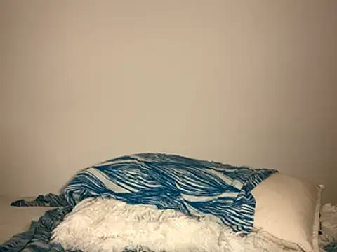 Snapshot of Lisa-5329 chatting on 10.30.25 Lisa-5329 online show from 10.30.25