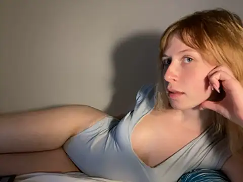 Snapshot of Lisa-5329 chatting on 11.06.25 Lisa-5329 online show from 11.06.25