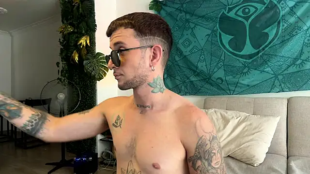 Neythancooper online show from 11.10.25