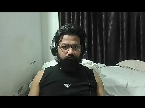 Dollseye online show from 04.10.26