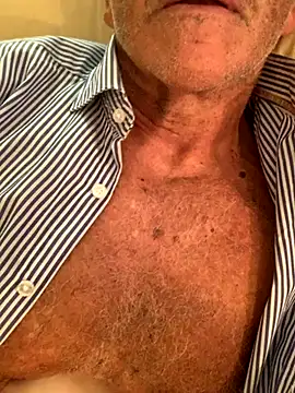 Snapshot of MARCO_NI chatting on 10.10.25 MARCO NI online show from 10.10.25