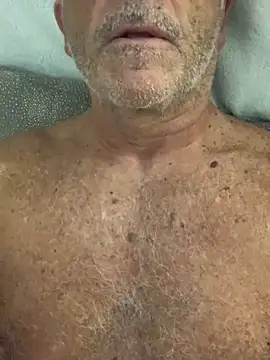 Snapshot of MARCO_NI chatting on 10.19.25 MARCO NI online show from 10.19.25