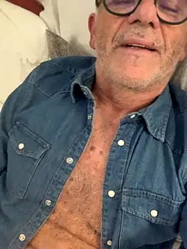 Snapshot of MARCO_NI chatting on 11.06.25 MARCO NI online show from 11.06.25