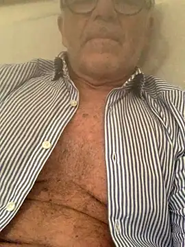 Snapshot of MARCO_NI chatting on 11.30.25 MARCO NI online show from 11.30.25