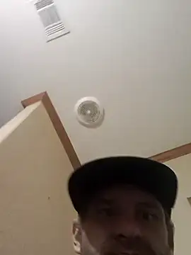 Snapshot of Bigdickcraig11 chatting on 12.15.25 Bigdickcraig11 online show from 12.15.25