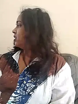 cute indianxo online show from 12.20.25