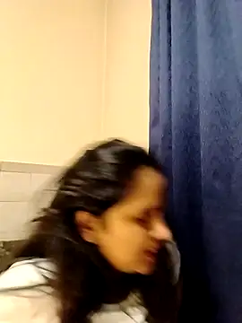 cute indianxo online show from 03.31.26