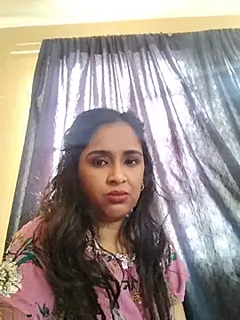 Snapshot of cute_indianxo chatting on 07.21.26 cute indianxo online show from 07.21.26