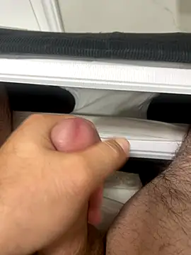 Heros2000 online show from 10.01.25