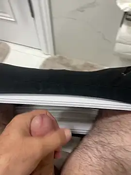 Heros2000 online show from 10.02.25