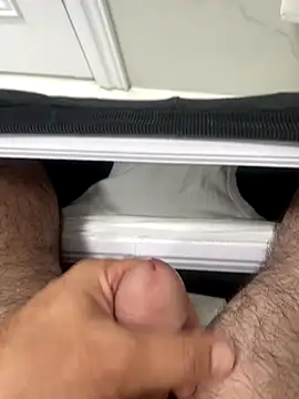 Heros2000 online show from 10.25.25