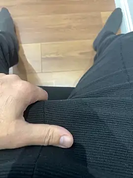 Heros2000 online show from 12.19.25