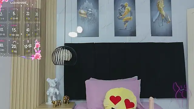 cutepetitee online show from 07.15.26