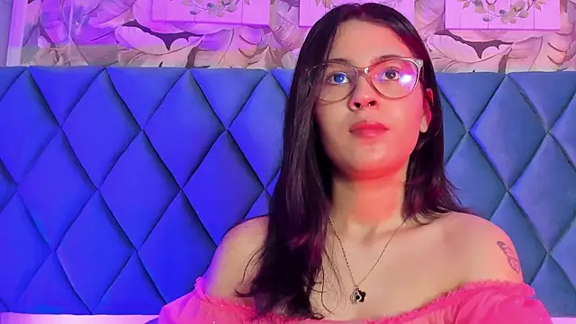 MaiaaCandy online show from 12.16.25