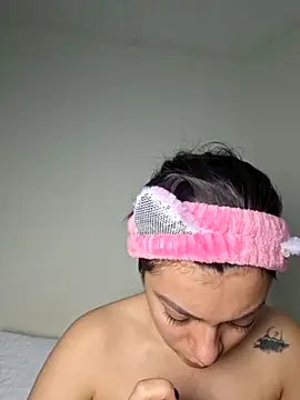 Snapshot of AmaiaSalvatore chatting on 09.19.25 AmaiaSalvatore online show from 09.19.25