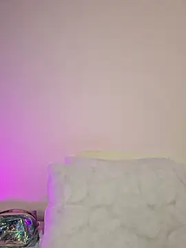 Snapshot of AmaiaSalvatore chatting on 10.03.25 AmaiaSalvatore online show from 10.03.25