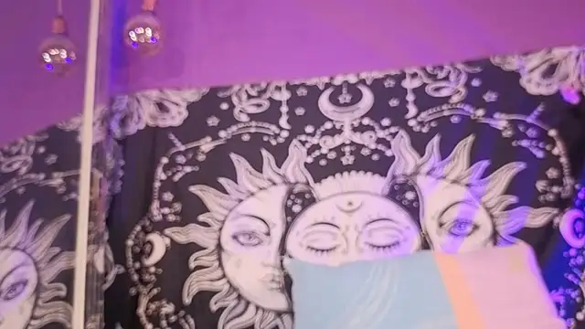 Snapshot of Gaia_Gatex chatting on 01.16.26 Gaia Gatex online show from 01.16.26