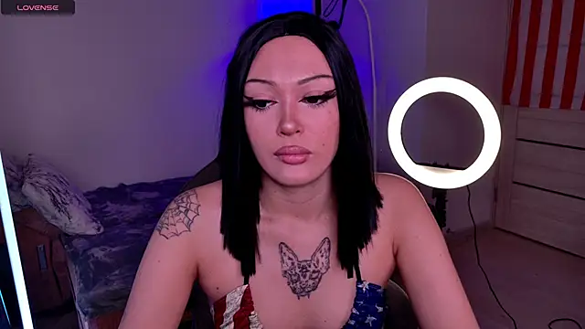 Snapshot of LeksaCandy chatting on 11.15.25 LeksaCandy online show from 11.15.25