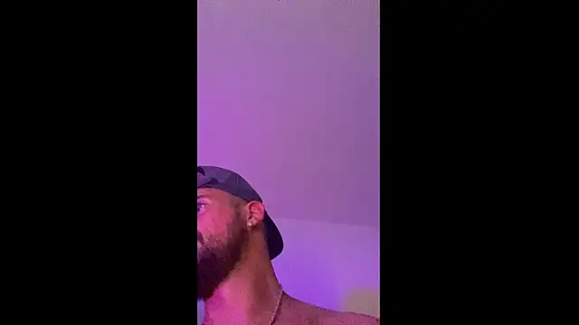 Snapshot of DjDiCKmannOnE chatting on 03.05.26 DjDiCKmannOnE online show from 03.05.26