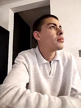 Snapshot of Loveshady981 chatting on 10.07.25 Loveshady981 online show from 10.07.25