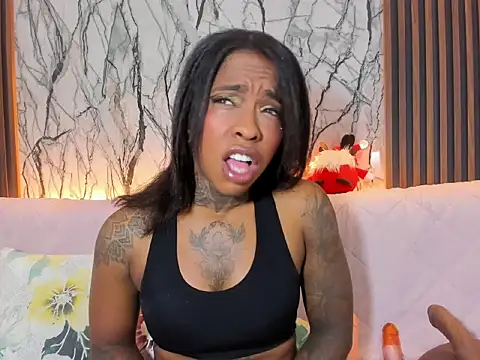 Pauline Fox online show from 12.17.25