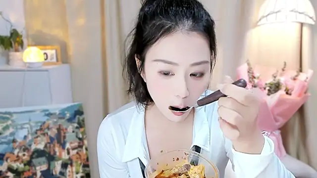 lumi65 online show from 10.08.25