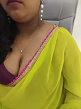 Snapshot of Cutee_Amrita chatting on 06.27.26 Cutee Amrita online show from 06.27.26