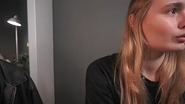 lisa schiele online show from 11.28.25