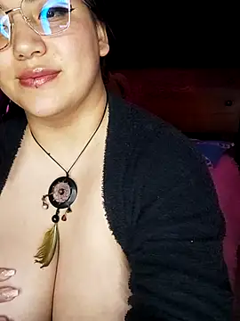 Snapshot of kittenFreyja_ chatting on 10.10.25 kittenFreyja online show from 10.10.25