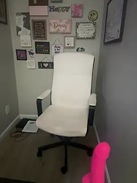 Snapshot of Juicystorm chatting on 04.24.26 Juicystorm online show from 04.24.26