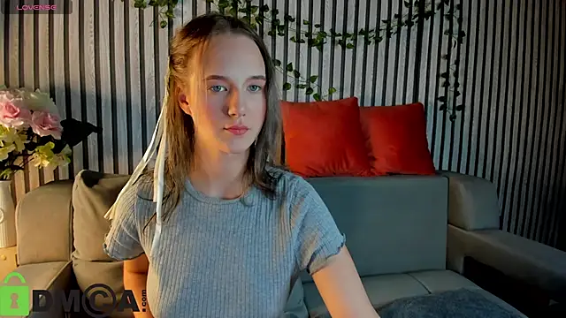 Casey Sweeet online show from 11.19.25