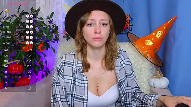 evashiny  online show from 10.31.25