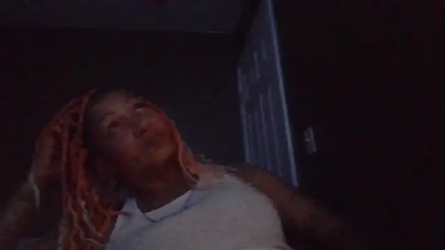 Flossee online show from 09.20.25