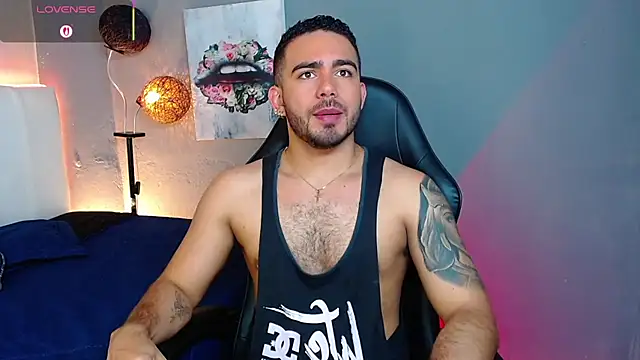 Snapshot of adamhairy chatting on 06.21.26 adamhairy online show from 06.21.26