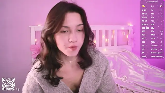 KendalHottt online show from 10.06.25