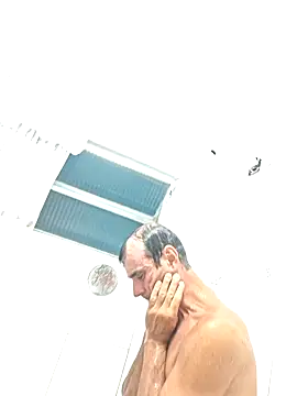 Snapshot of negativeblood chatting on 12.15.25 negativeblood online show from 12.15.25