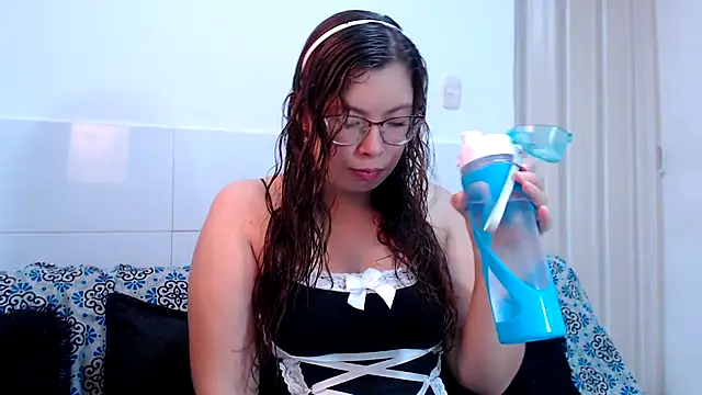 Snapshot of zoewhite2 chatting on 09.17.25 zoewhite2 online show from 09.17.25