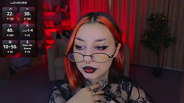 Snapshot of Mistress__Marcelline chatting on 06.16.26 Mistress Marcelline online show from 06.16.26