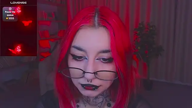 Snapshot of Mistress__Marcelline chatting on 07.15.26 Mistress Marcelline online show from 07.15.26