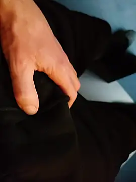 Snapshot of MyDick4You666 chatting on 10.28.25 MyDick4You666 online show from 10.28.25