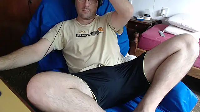 Snapshot of sacoa chatting on 02.05.25 sacoa online show from 02.05.25