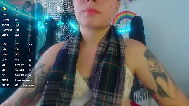 Snapshot of Mitsuha_gate chatting on 11.28.25 Mitsuha gate online show from 11.28.25