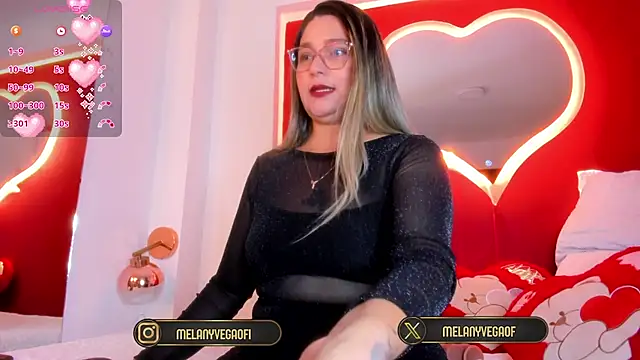 MelanyVegas online show from 01.11.26