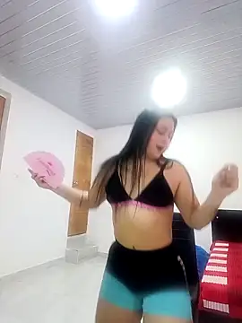 Snapshot of Lunavexa chatting on 03.31.26 Lunavexa online show from 03.31.26