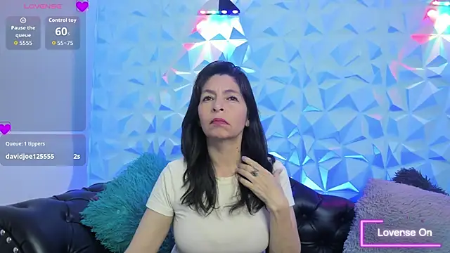 SabinaDeluxe cg online show from 11.15.25